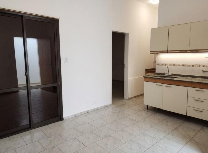 Departamento 2 ambientes en Centro — Sarmiento al 300 — Venta, foto 3 de 8