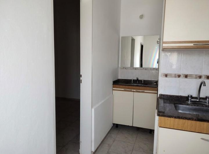 Departamento 2 ambientes en Centro — Sarmiento al 300 — Venta, foto 5 de 8