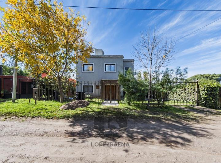 Casa 9 ambientes en El Talar — Casa DE 4 Dormitorios Y Piscina EN Talar DE Mendiolaza — Venta, foto 2 de 8
