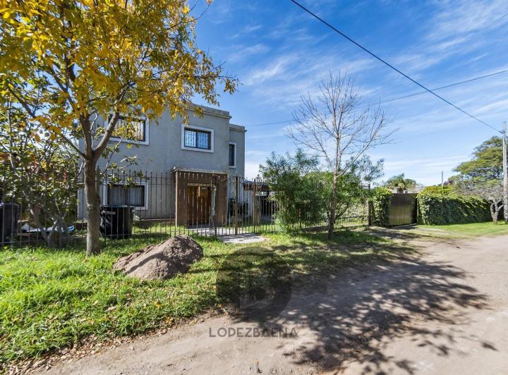 Casa 9 ambientes en El Talar — Casa DE 4 Dormitorios Y Piscina EN Talar DE Mendiolaza — Venta, foto 4 de 8