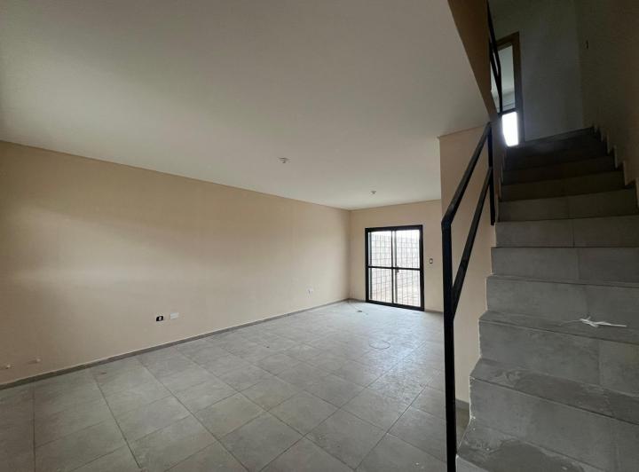 Duplex en Valle Cercano — Microbarrio el Equipo — Venta, foto 2 de 8