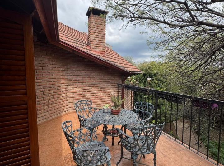 Casa 7 ambientes en El Talar — Talar de Mendiolaza Av Tisera al 3300 — Venta, foto 2 de 8