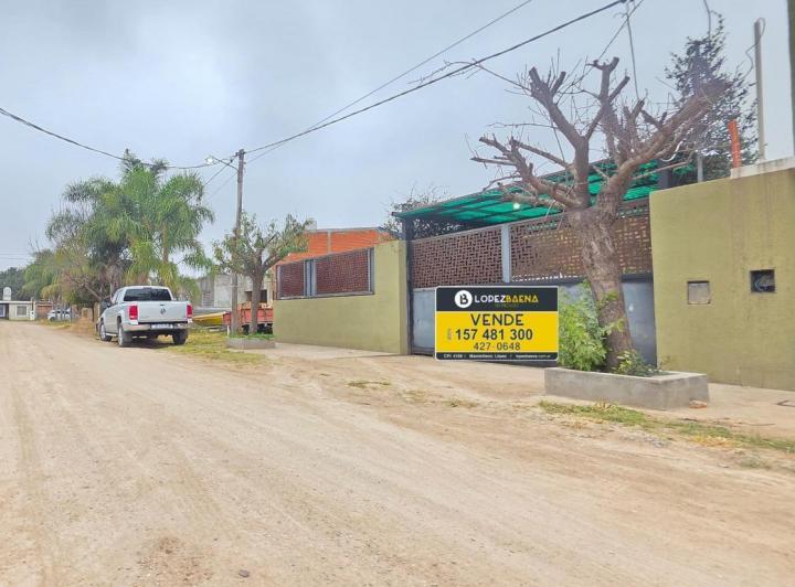 Casa 4 ambientes en Villa Esquiú — Barrio Cerrado Siloe, Av Arturo Capdevila 7500 — Venta, foto 3 de 8