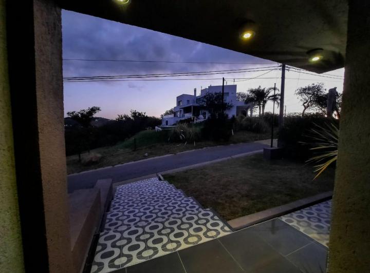 Casa 9 ambientes en Country Cinco Lomas — Venta, foto 4 de 8