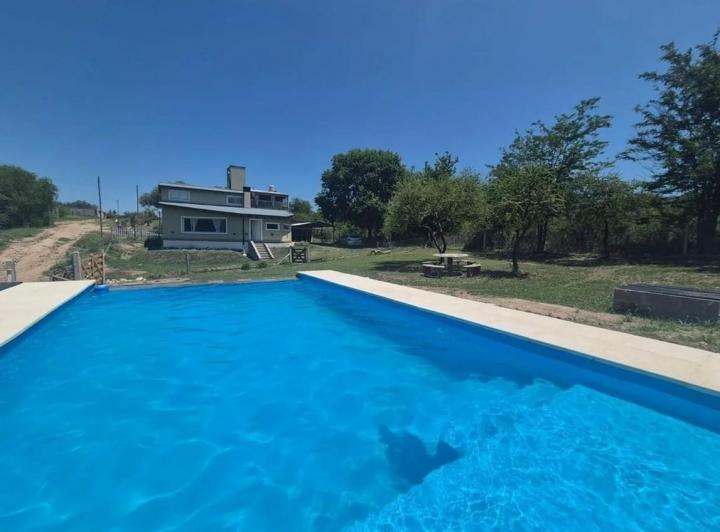 Casa 3 dorm. en Villa Parque Siquiman — Los Manantiales Esq Aguaribay 0 — Venta, foto 3 de 8