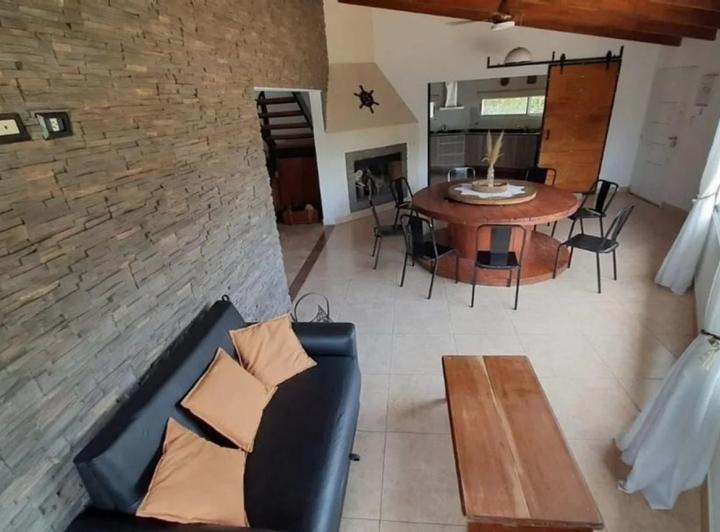 Casa 3 dorm. en Villa Parque Siquiman — Los Manantiales Esq Aguaribay 0 — Venta, foto 6 de 8