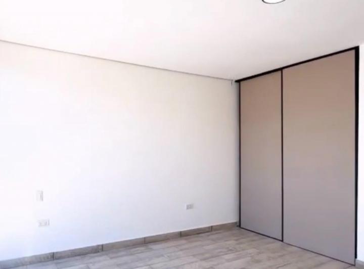 Casa Triplex 4 ambientes en Náutico Costa Azul — Dúplex Housing a Estrenar / Pileta Propia/ 2 Dormís Suite/ Carlos Paz — Venta, foto 5 de 8