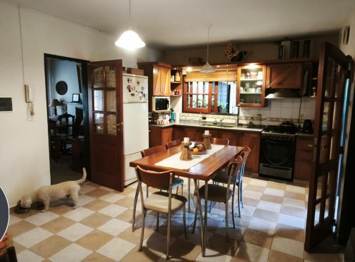 Casa 7 ambientes en Quintas de Arguello — Hermosa Casa en Quintas de Arguello -gn-raymond Poincare 7936 — Venta, foto 4 de 8