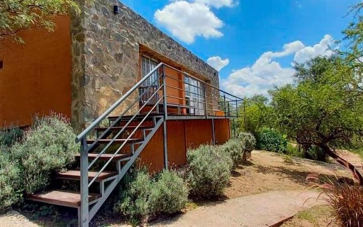 Casa 5 ambientes en Las Tapias — Casa con Pileta! Villa de Las Rosas Traslasierra Escritura — Venta, foto 1 de 8
