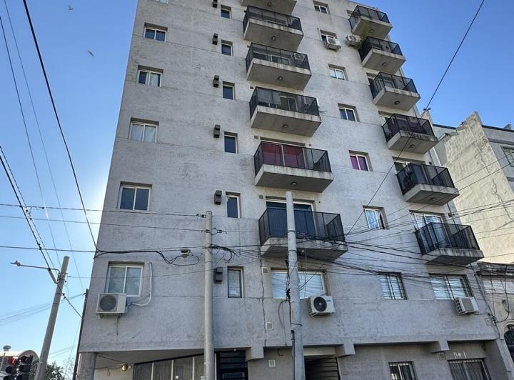 Departamento 2 ambientes en San Martín — Martin Garcia al 500 — Venta, foto 2 de 8