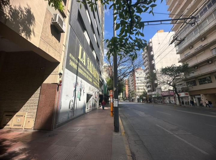 Cochera en Venta en Centro de Córdoba — av Colon al 400 — Venta, foto 3 de 8