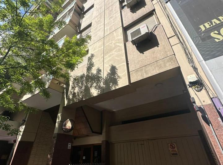 Cochera en Venta en Centro de Córdoba — av Colon al 400 — Venta, foto 4 de 8