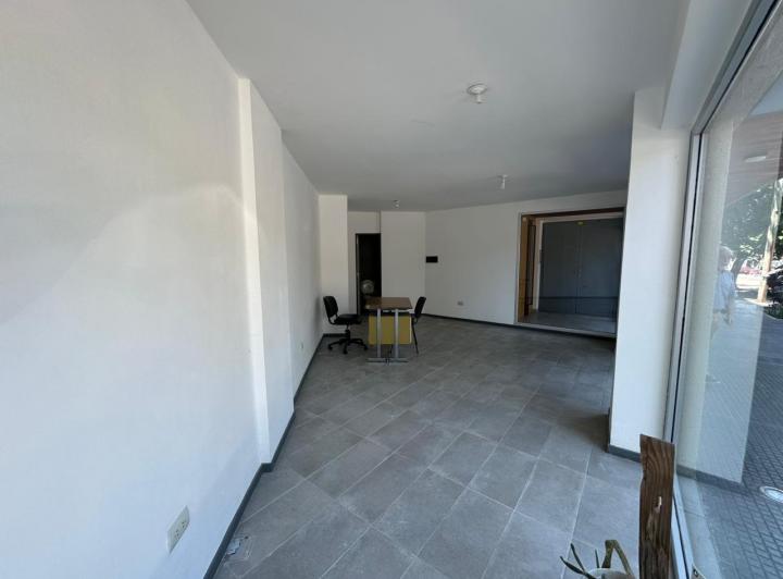Local Comercial en General Pueyrredón — Felix Frias al 1200 — Venta, foto 5 de 8