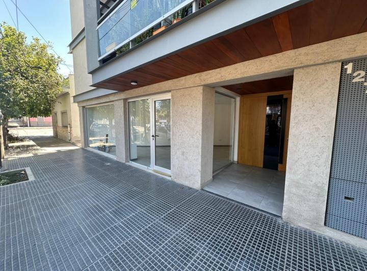Local Comercial en General Pueyrredón — Felix Frias al 1200 — Venta, foto 6 de 8