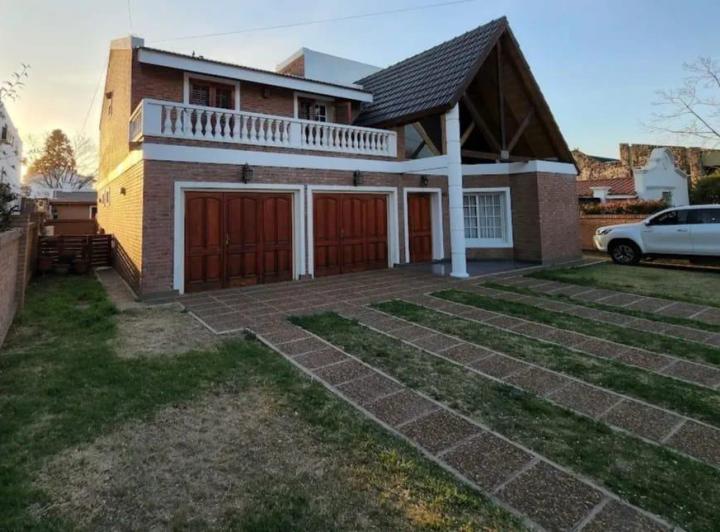 Casa en Costa Azul — Juan Sebastian Bach al 100 — Venta, foto 1 de 8