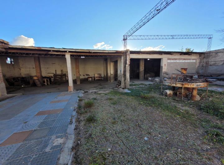 Galpón en Villa Dolores — Mariano Moreno al 100 — Venta, foto 3 de 8