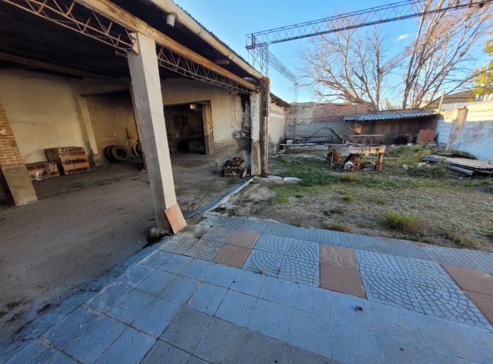 Galpón en Villa Dolores — Mariano Moreno al 100 — Venta, foto 4 de 8