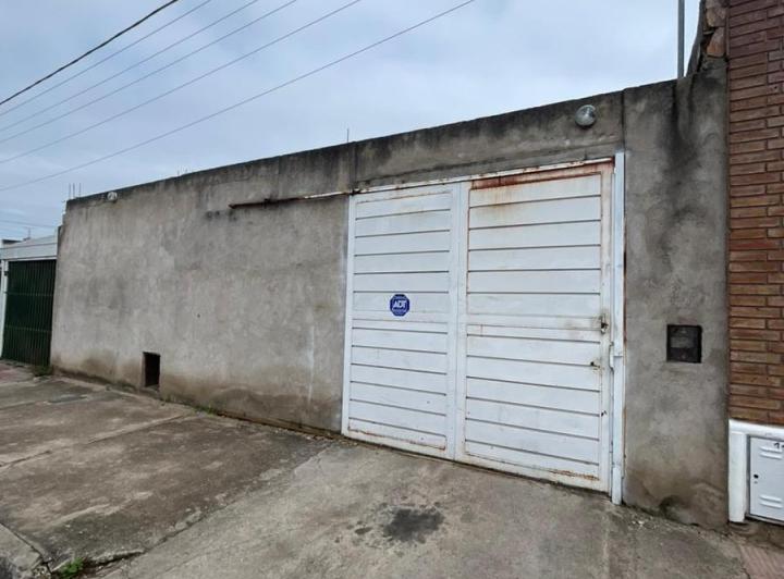 Galpón en Altamira, Córdoba — rio Parana al 1400 — Alquiler, foto 2 de 8