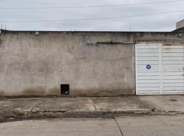 Galpón en Altamira, Córdoba — rio Parana al 1400 — Alquiler, foto 4 de 8