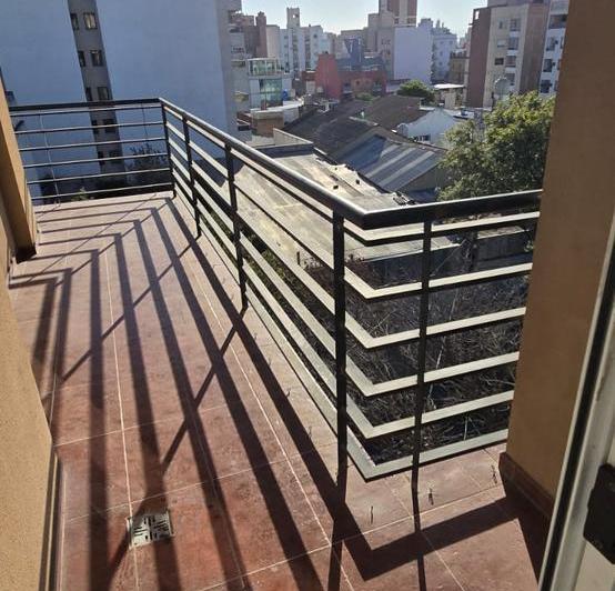 Departamento en Venta 3 Ambientes en Alta Córdoba — Av Gral Paz al 1400 — Venta, foto 1 de 8