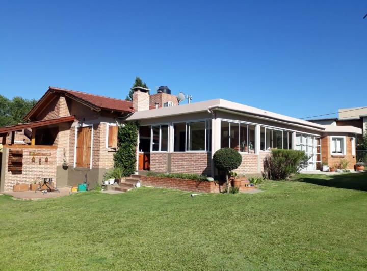 Casa 7 ambientes en Villa Lujan — Barrio Villa Lujan Mina Clavero Córdoba — Venta, foto 1 de 8