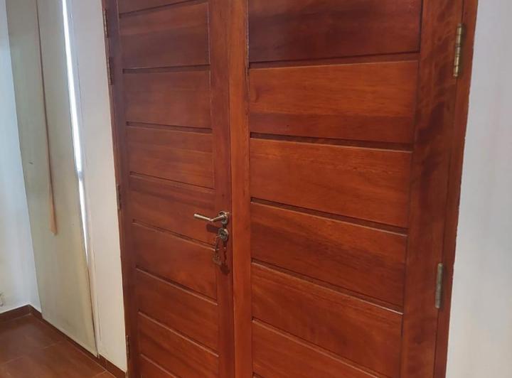 Casa 8 ambientes en Los Algarrobos — Armada Argentina al 3100 — Venta, foto 8 de 8