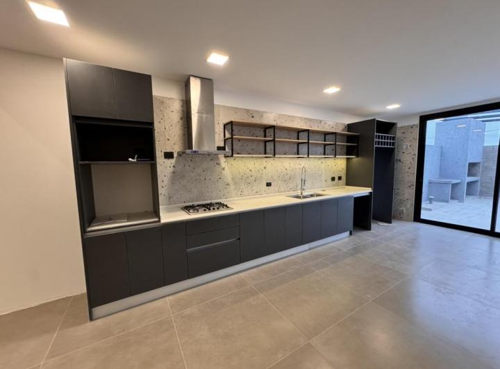 Casa 4 ambientes en Pampas de Manantiales — Pampas de Manantiales 2 — Venta, foto 1 de 8
