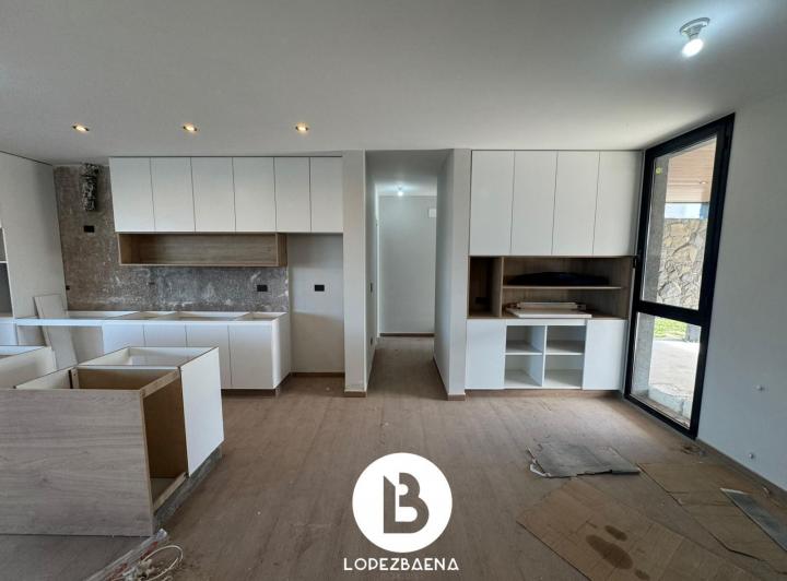 Casa 8 ambientes en Siete Soles — Venta, foto 3 de 8