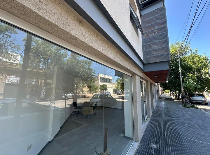 Local Comercial 1 amb en General Pueyrredón — Felix Frias al 1200 — Alquiler, foto 7 de 8