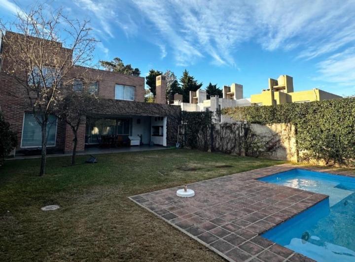 Casa 5 ambientes en Alejandro Centeno — Housing Alejandro Centeno Cordoba, Martin Fierro esq J. Verdaguer — Venta, foto 3 de 8