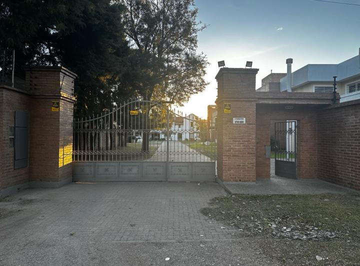 Casa 5 ambientes en Alejandro Centeno — Housing Alejandro Centeno Cordoba, Martin Fierro esq J. Verdaguer — Venta, foto 4 de 8