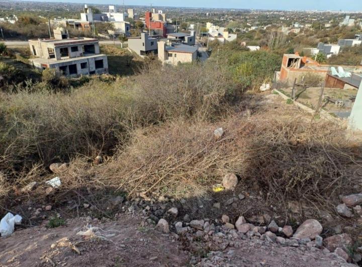 Terreno en Cuesta Colorada — Los Algarrobos al 700 — Venta, foto 1 de 7