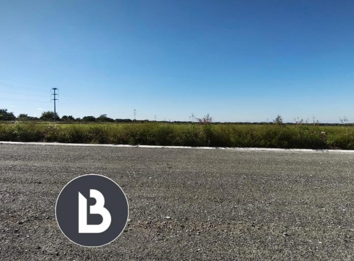 Lote en Pajas Blancas — E53 — Venta, foto 6 de 8