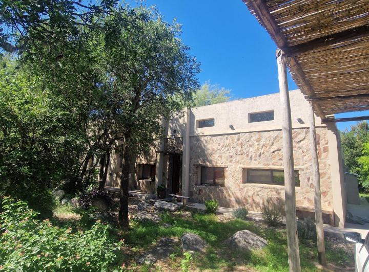 Casa 5 amb en San Javier — Casa en Venta a 500 Metros de la Plaza en San Javier, Traslasierra!! — Venta, foto 1 de 8
