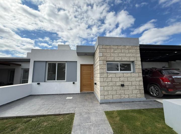 Casa 3 amb en Barrio Norte, Villa Allende — Duplex 2 Dorm Barrio Norte 1 Villa Allende — Venta, foto 1 de 8