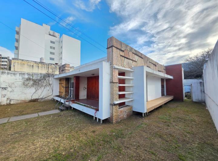 Casa en Alto Alberdi — Olegario Correa al 200 — Venta, foto 1 de 8