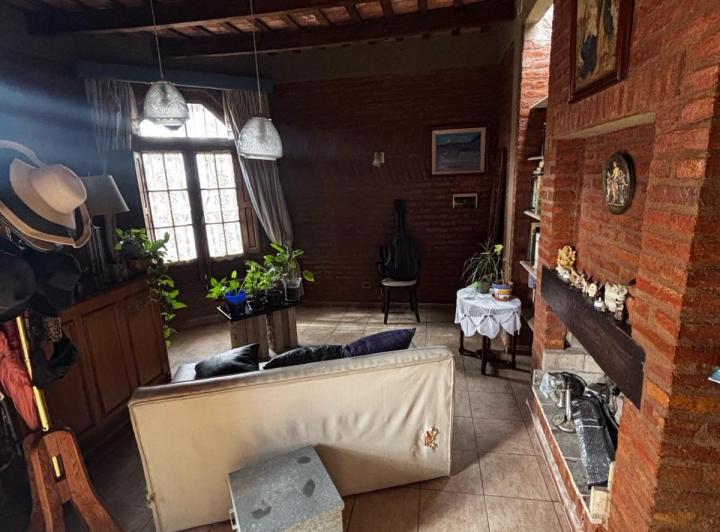 Casa 4 Dorm. en San José — Juan Dios de Correas al 6800 — Venta, foto 3 de 8