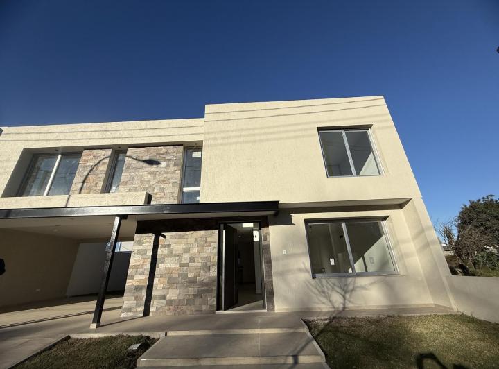 Casa 4 ambientes en Las Tejas del Sur — MNZ 5, Lote 2 — Venta, foto 4 de 8