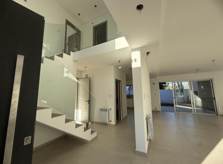 Casa 4 ambientes en Las Tejas del Sur — MNZ 5, Lote 2 — Venta, foto 5 de 8