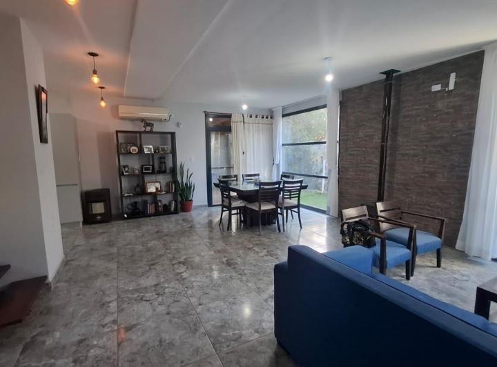 Casa 5 ambientes en Valle del Golf — Valle DEL Golf. Malagueño. Cordoba — Venta, foto 1 de 8