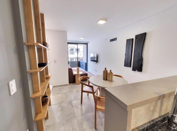 Departamento 2 Ambientes en Centro, Córdoba — Arturo M Bas al 300 — Venta, foto 3 de 8