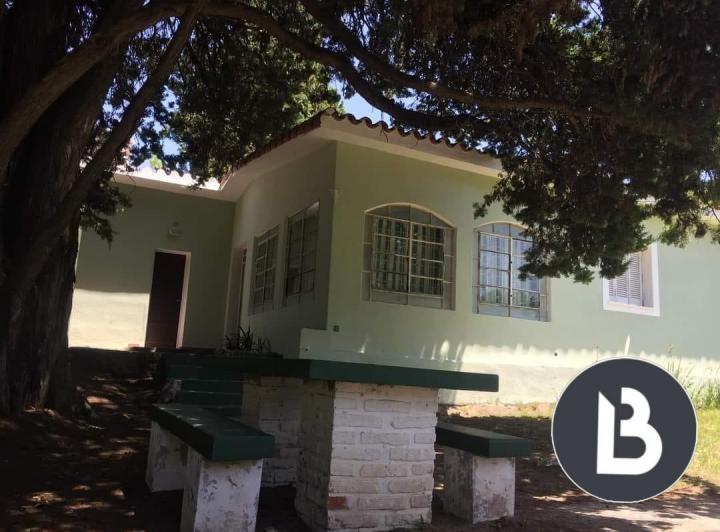 Casa 8 ambientes en Villa Flor Serrana — Casa en Villa Flor Serrana con Capacidad Para 10 Personas, Frente al Ingreso a la Reserva! en Venta (equipada) -gn- — Venta, foto 1 de 8