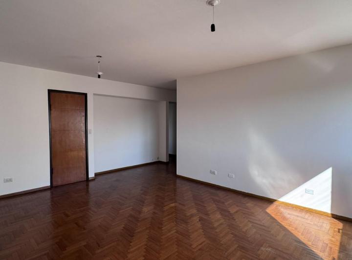 Departamento 3 ambientes en Centro — 27 de Abril al 300 — Venta, foto 2 de 8