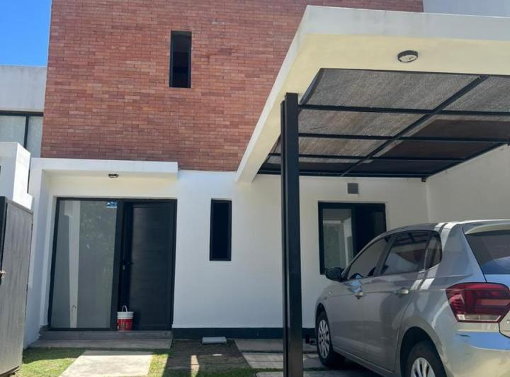 Dúplex 3 Dorm en Villa Rivera Indarte — Av. Ricardo Rojas al 9800 — Venta, foto 2 de 8