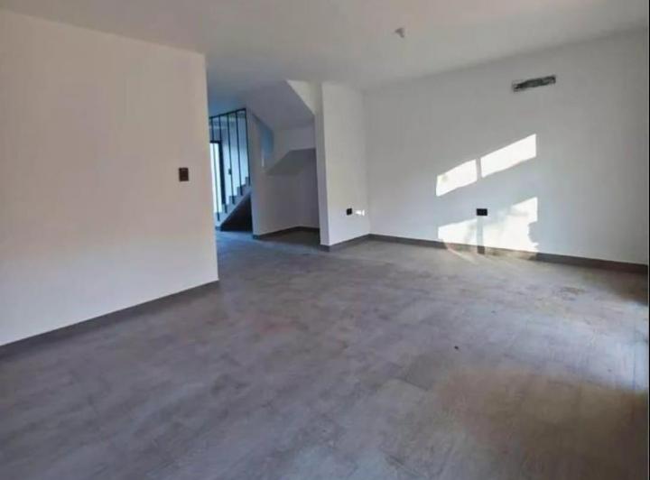 Dúplex 3 Dorm en Villa Rivera Indarte — Av. Ricardo Rojas al 9800 — Venta, foto 7 de 8