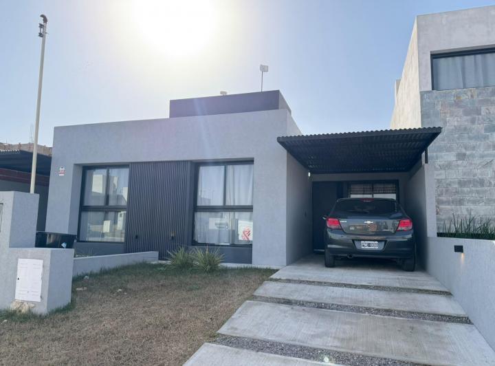 PH 2 Dorm. en Rincones de Manantiales — Alquiler, foto 2 de 8