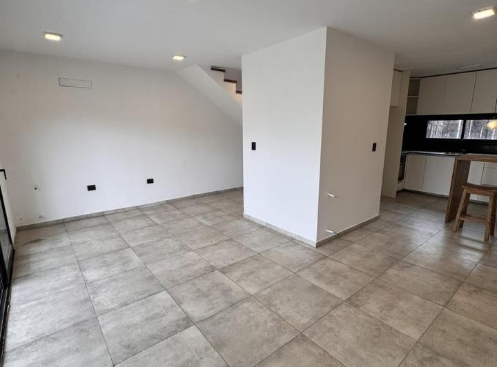 Duplex 4 ambientes en Docta — Docta 3 — Venta, foto 7 de 8
