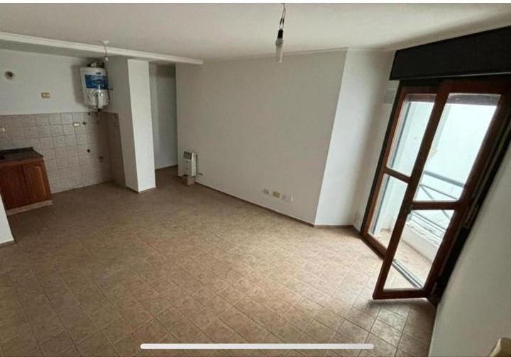 Departamento 2D en Alberdi — Caseros al 1100 — Venta, foto 1 de 8