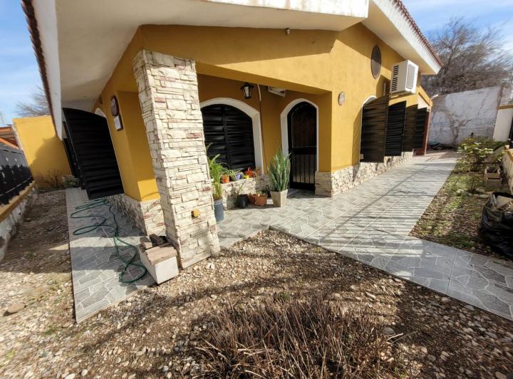 Casa 3 dorm en Piedra Pintada — Luis de Tejeda al 2600 — Venta, foto 8 de 8