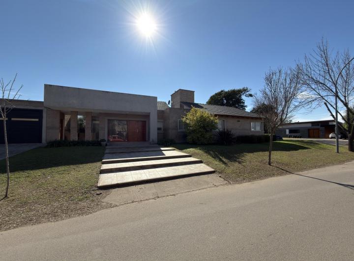 Casa 4 ambientes en Greenville, Córdoba — Bernardo de O´higgins al 5800 — Venta, foto 1 de 8
